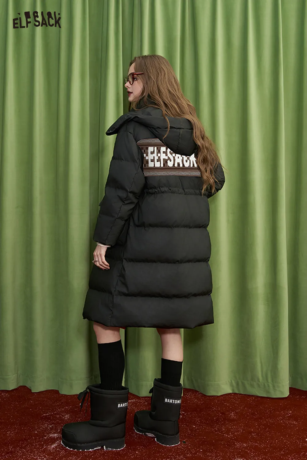 ELFSACK 2024 Winter New Arrivals Maillard duck down PU leather long hooded down jacket for women