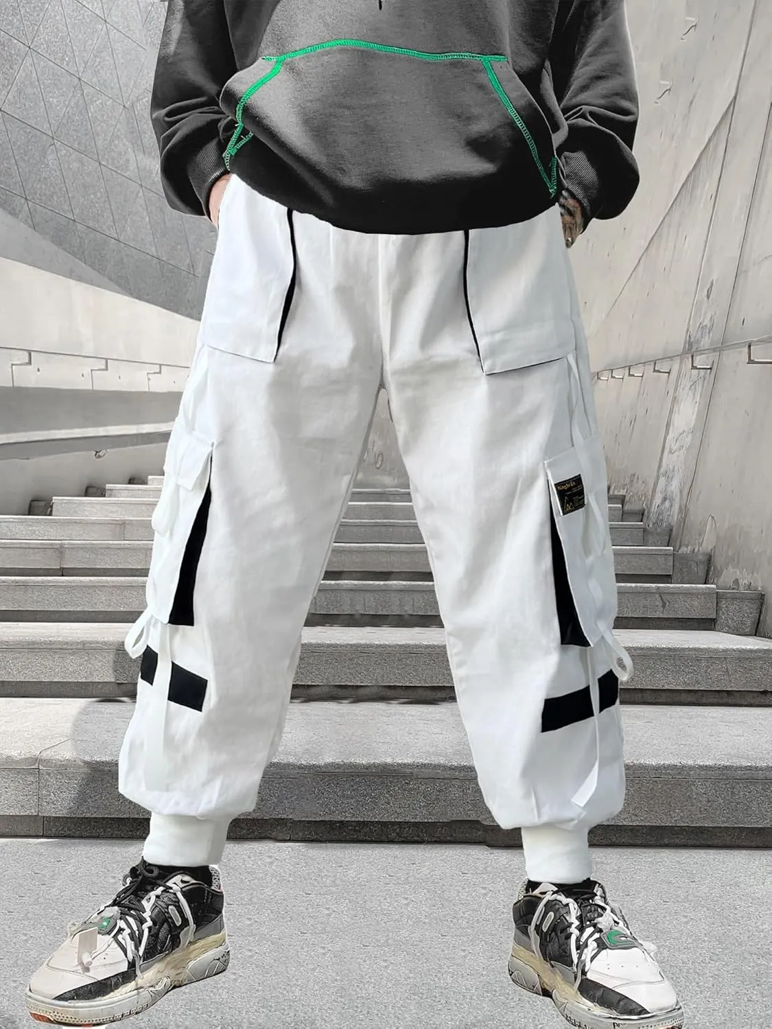 Men's Jogger Pants Punk Cargo Baggy Techwear Hip Hop Harem Pants Streetwear Tactical Track Pants Black White