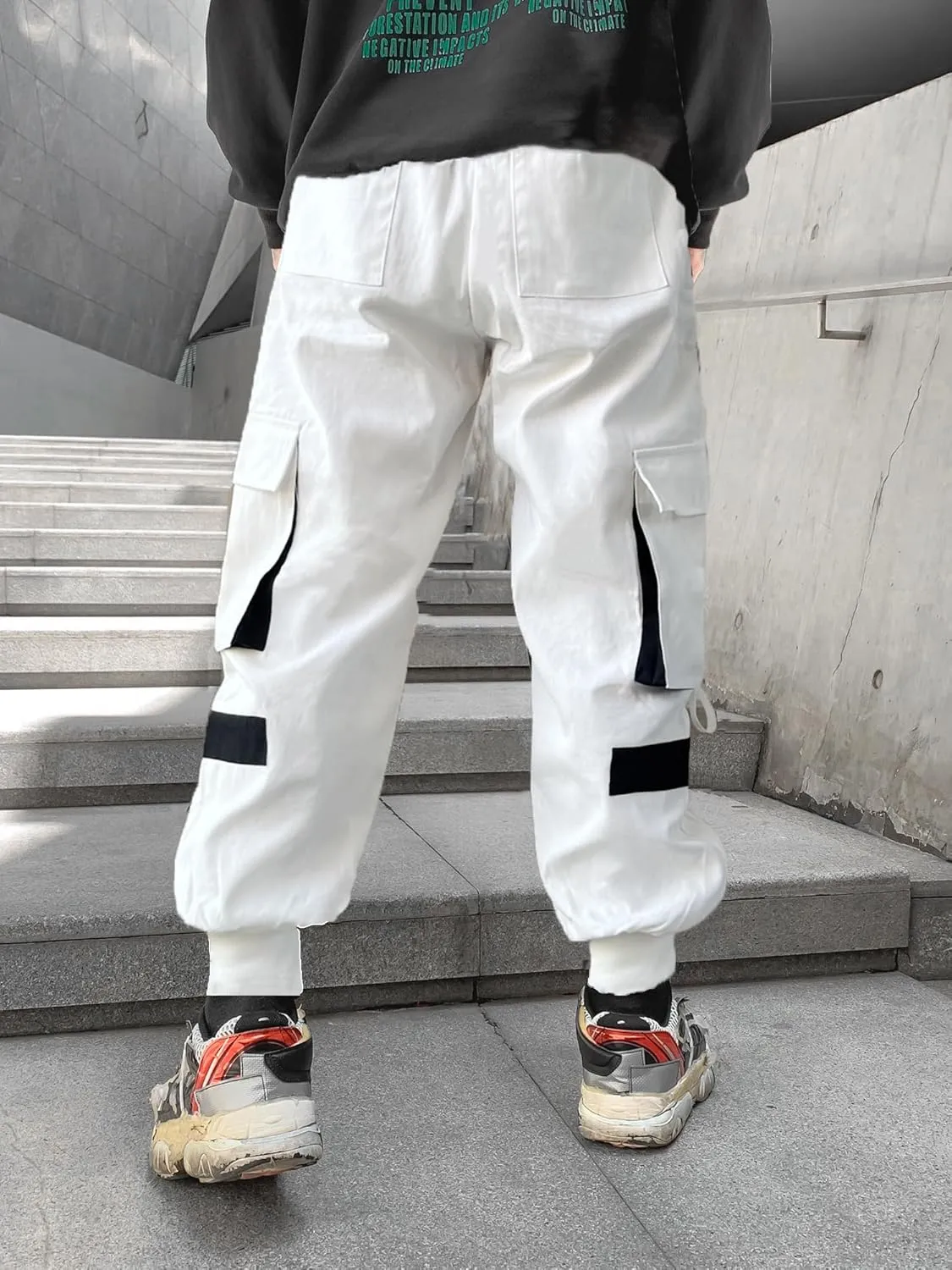 Men's Jogger Pants Punk Cargo Baggy Techwear Hip Hop Harem Pants Streetwear Tactical Track Pants Black White