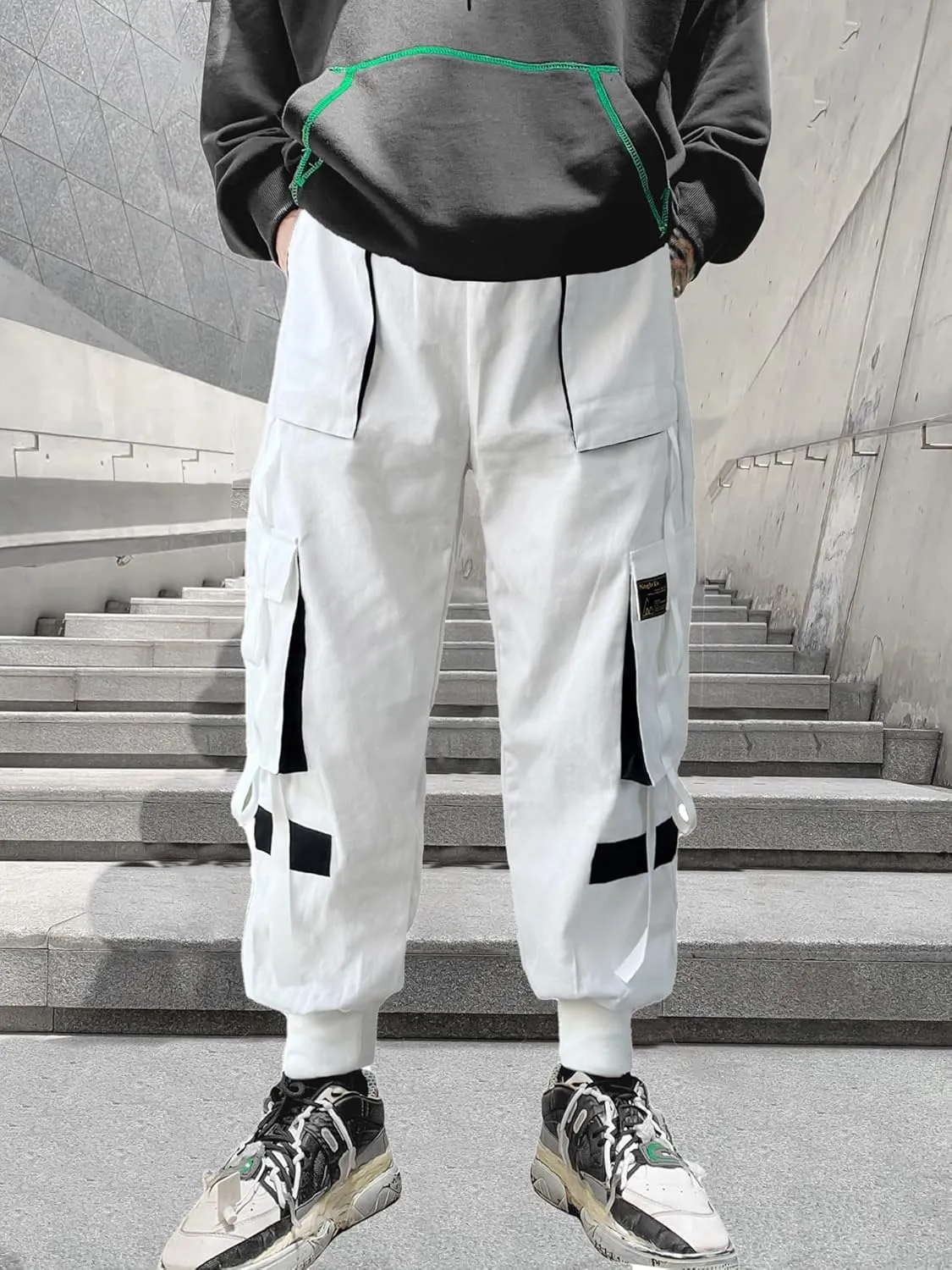 Men's Jogger Pants Punk Cargo Baggy Techwear Hip Hop Harem Pants Streetwear Tactical Track Pants Black White