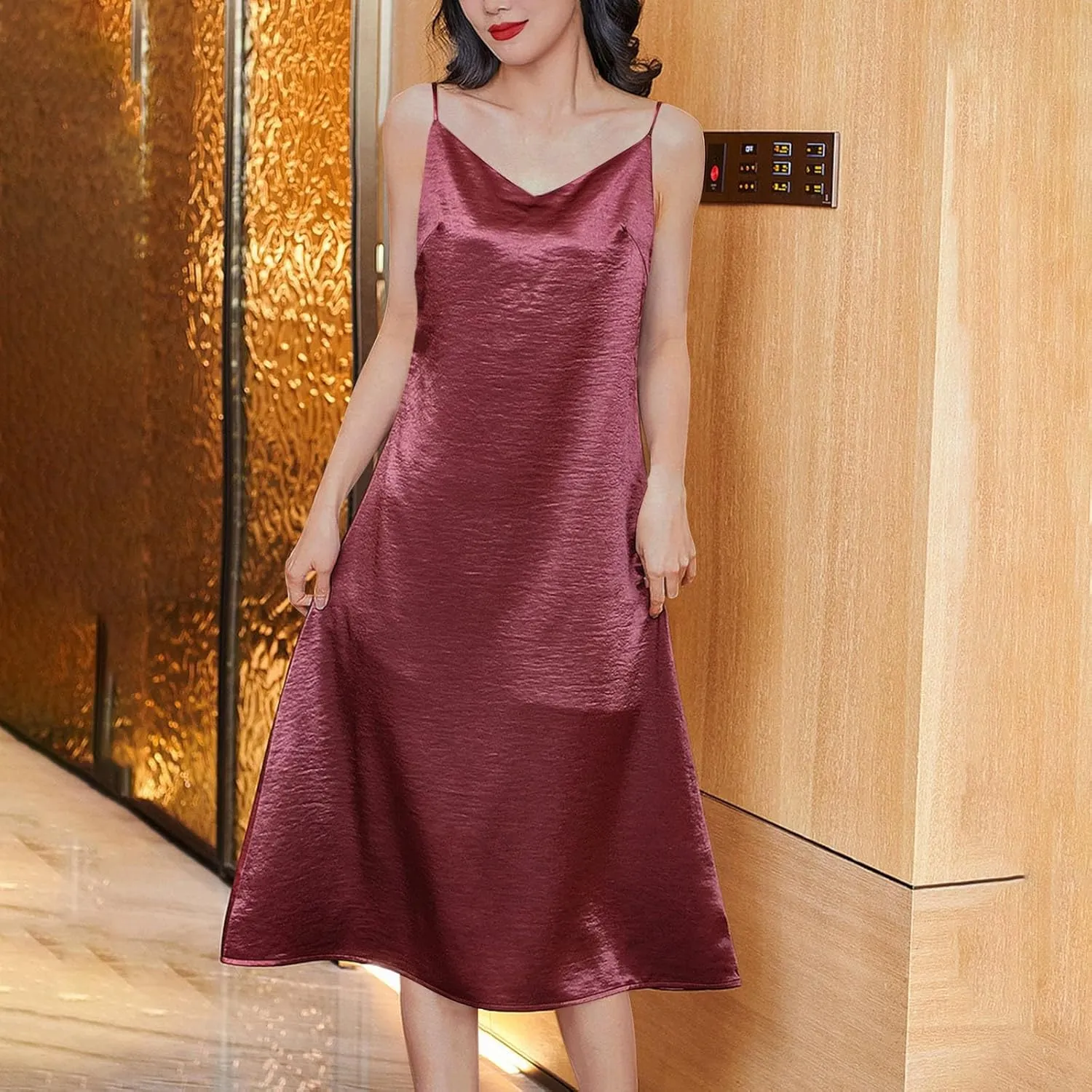 Satin Silk Midi Dress for Women Spaghetti Strap Cowl Neck Dresses Casual Fashion Ruched Evening Party Cocktail Dress