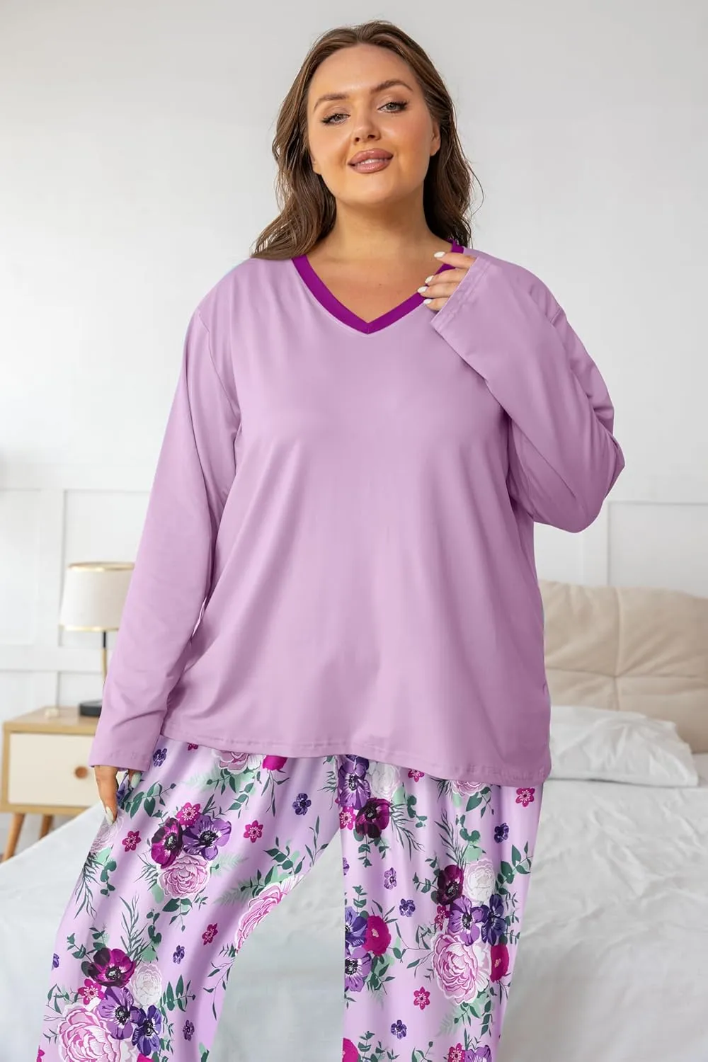Vozanet Women Plus Size Pajama Sets Sexy V Neck Long Sleeve Long Pants Sleepwear Elegant Floral Pattern Jammies Size XL to 5X