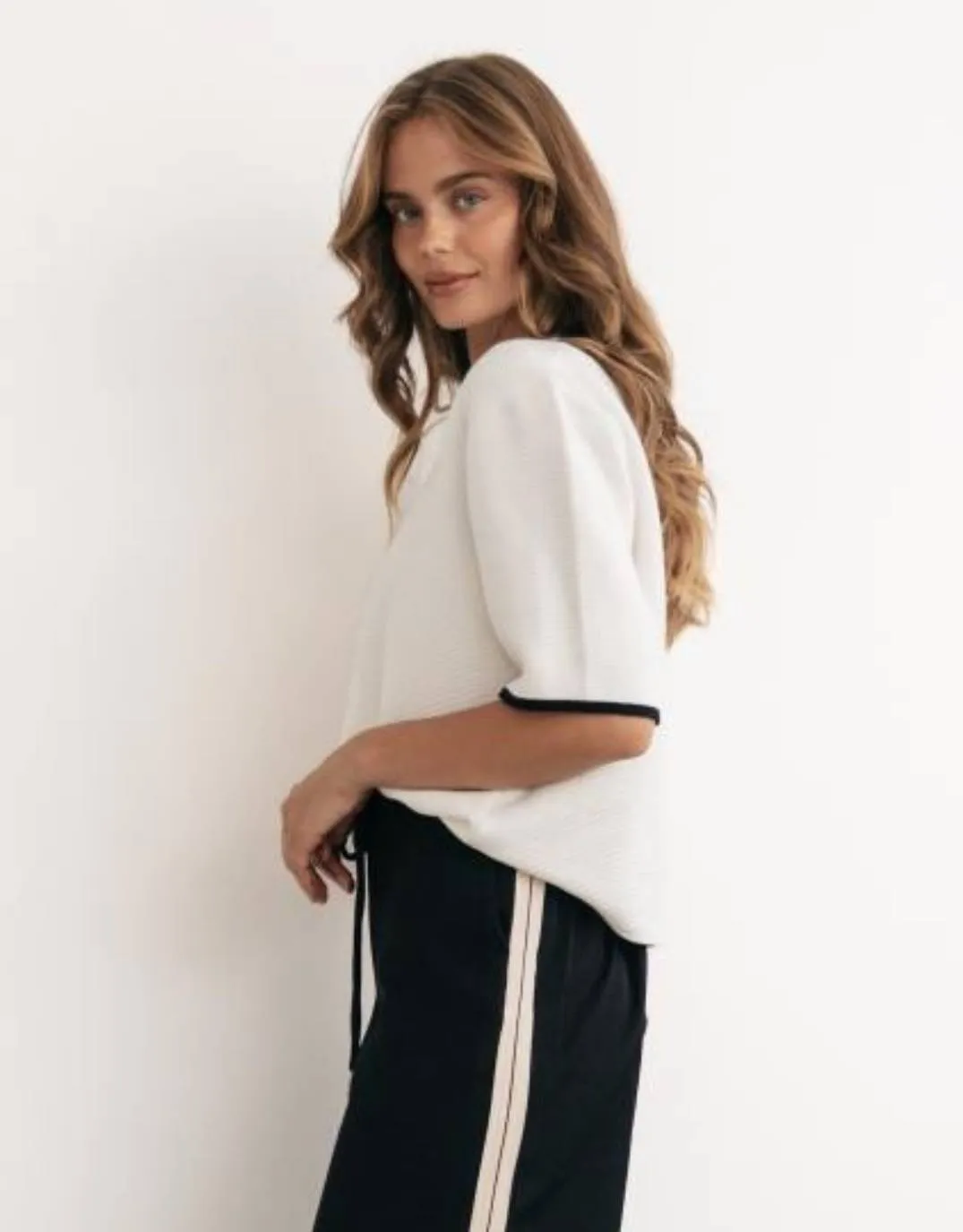 Yara Knit Short Sleeve Top - Ivory